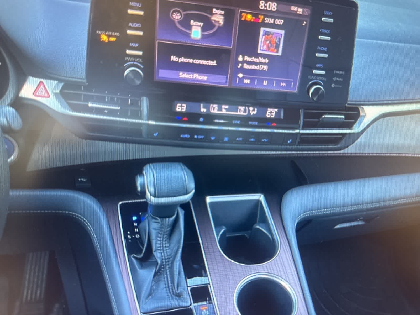 Thumbnail: 2021 Toyota Sienna - 18