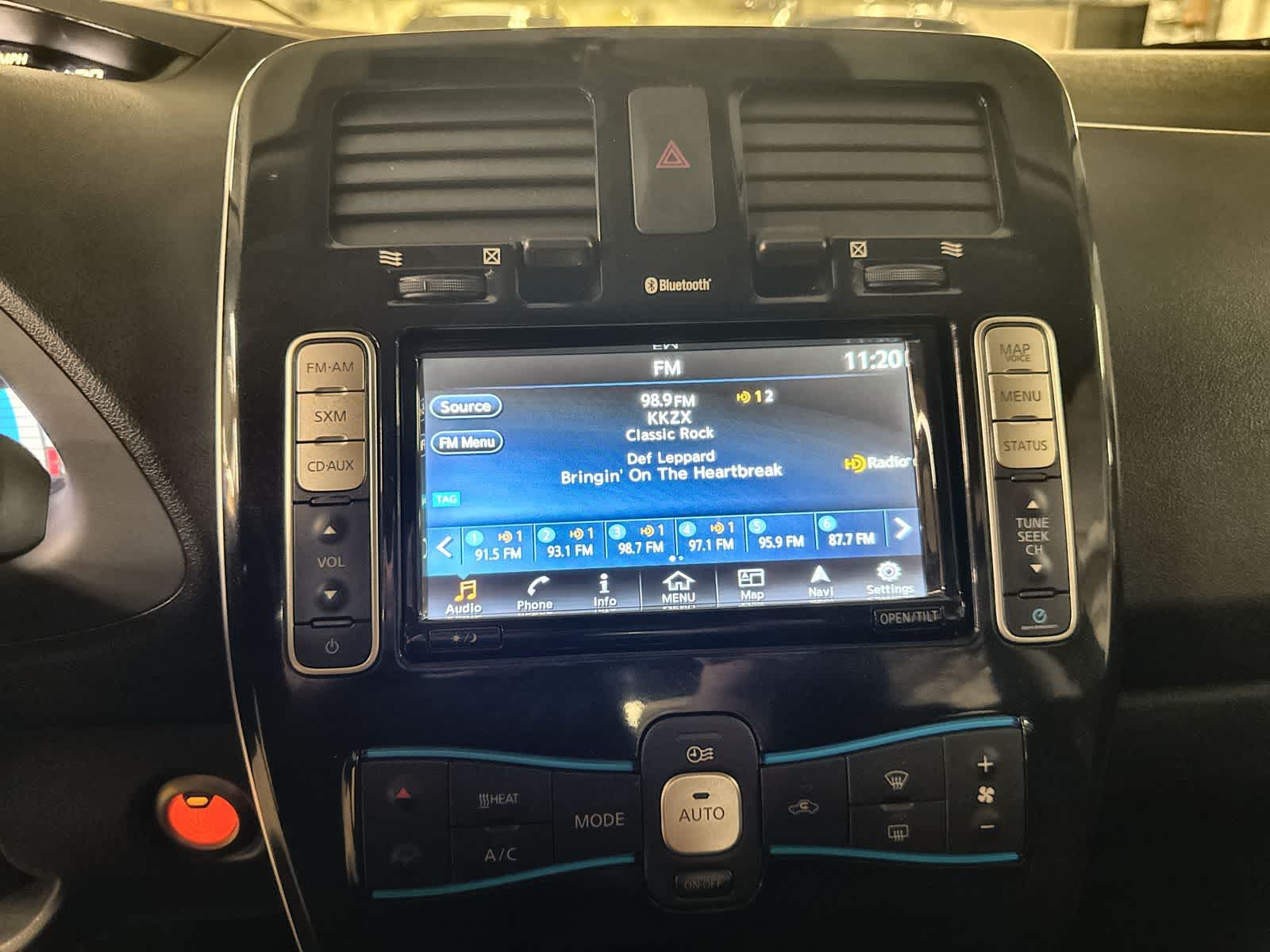 Thumbnail: 2016 Nissan Leaf - 28