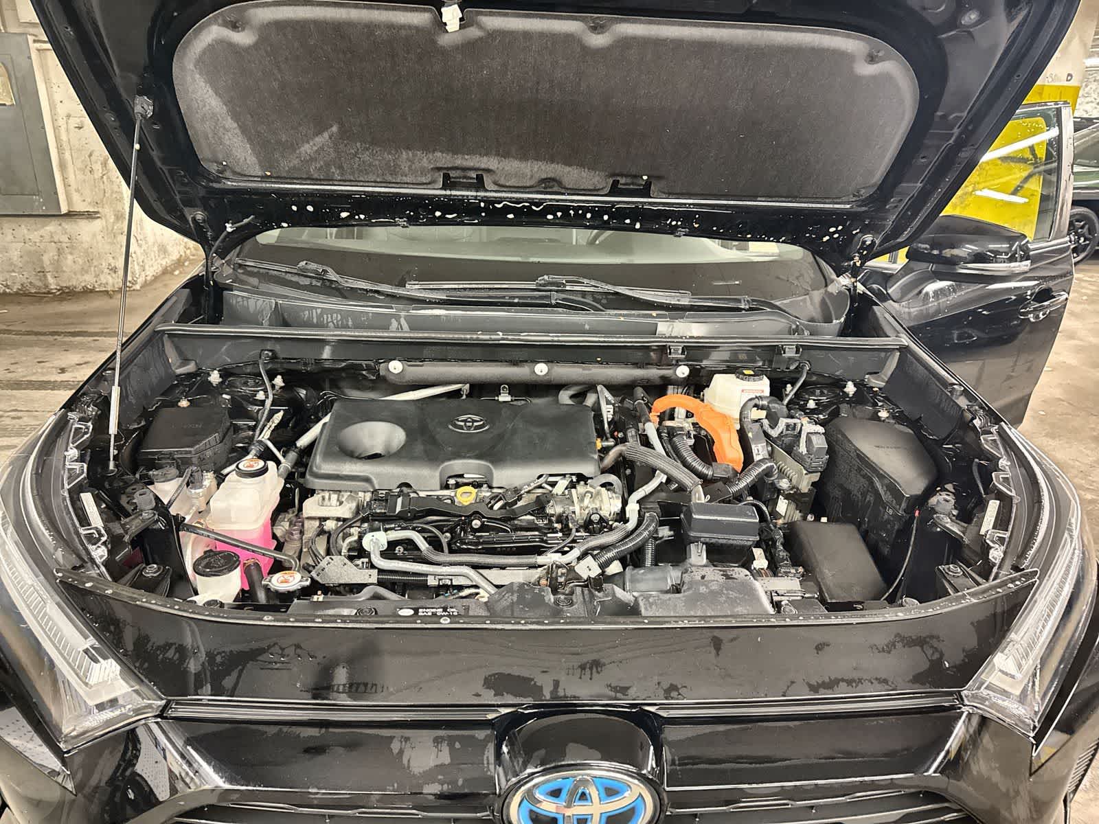 Thumbnail: 2022 Toyota RAV4 - 15