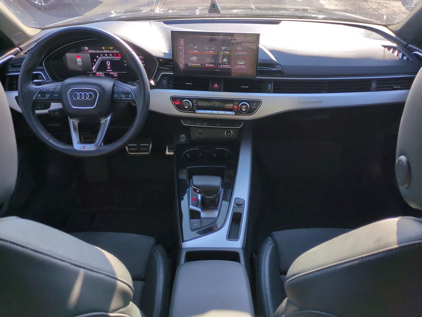 Thumbnail: 2022 Audi A4 - 16