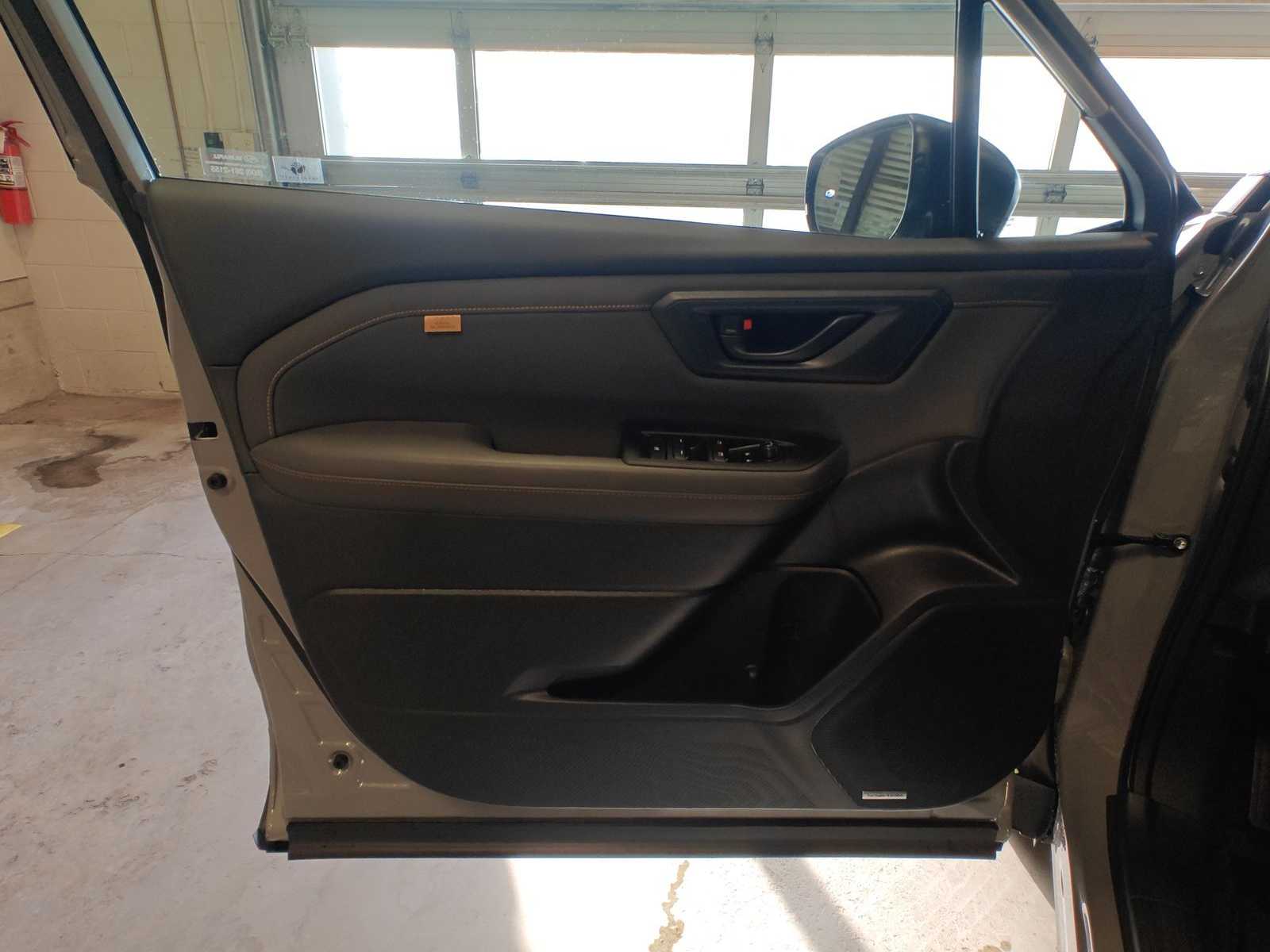 Thumbnail: 2026 Subaru Forester - 10