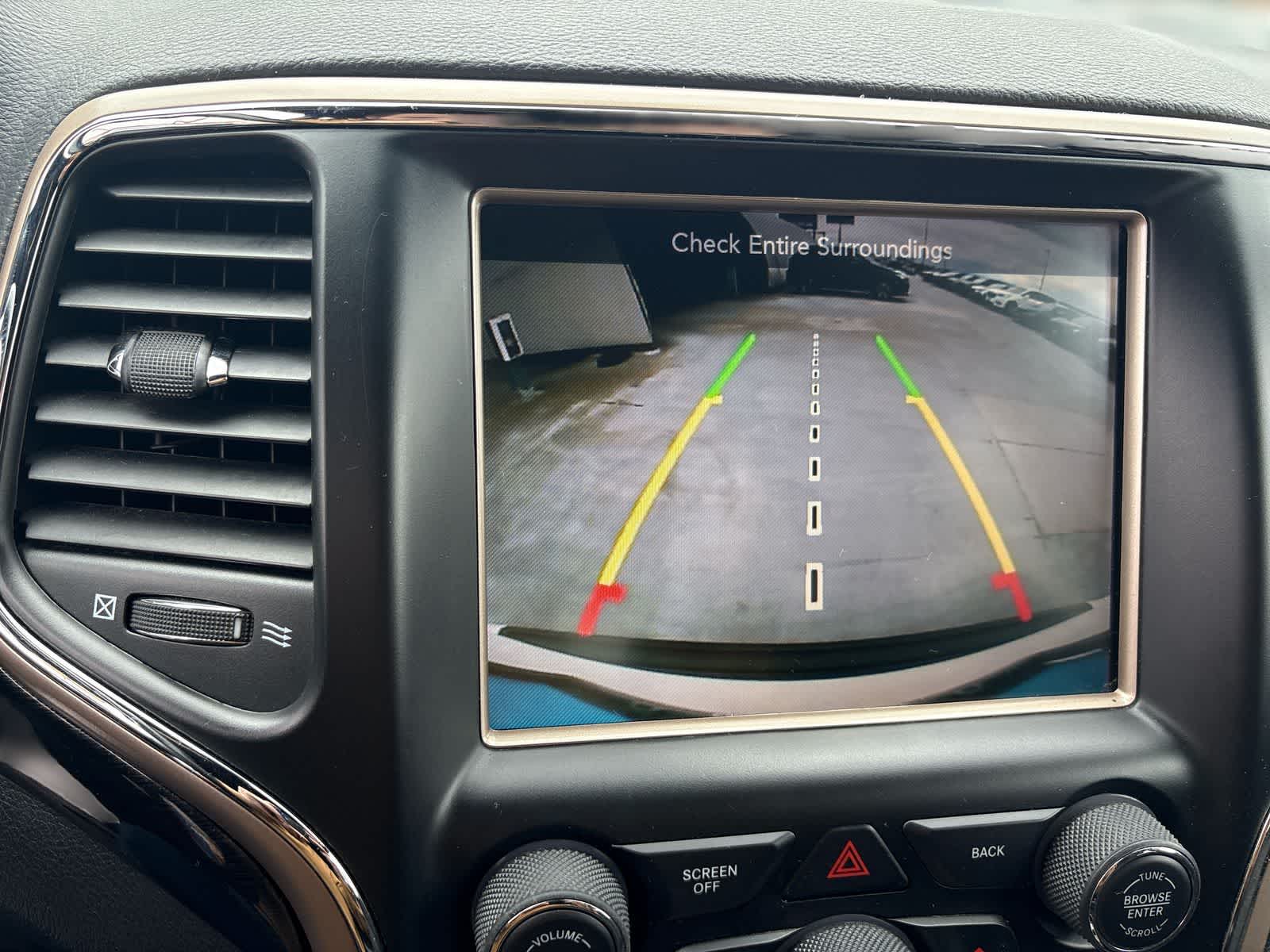 Thumbnail: 2016 Jeep Grand Cherokee - 29