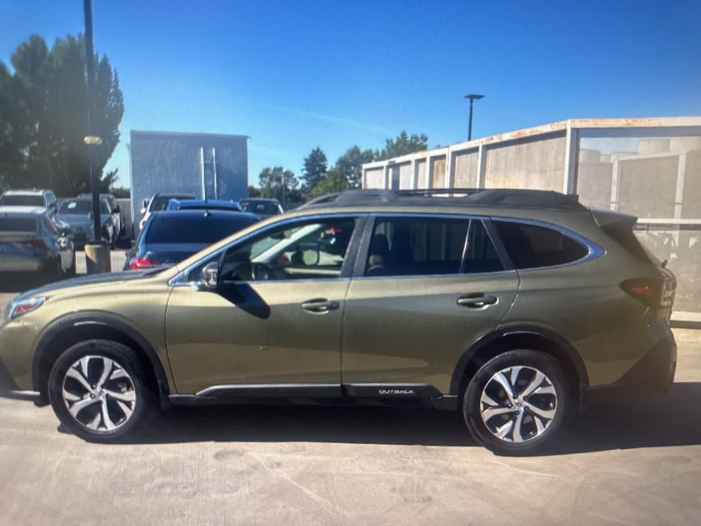 Used 2021 Subaru Outback Limited SUV