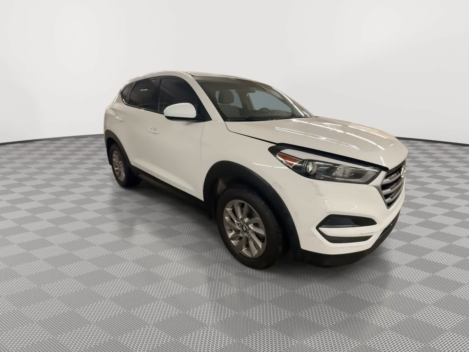 Thumbnail: 2017 Hyundai Tucson - 2