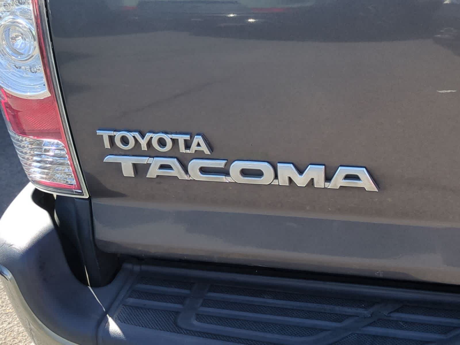 Thumbnail: 2013 Toyota Tacoma - 12