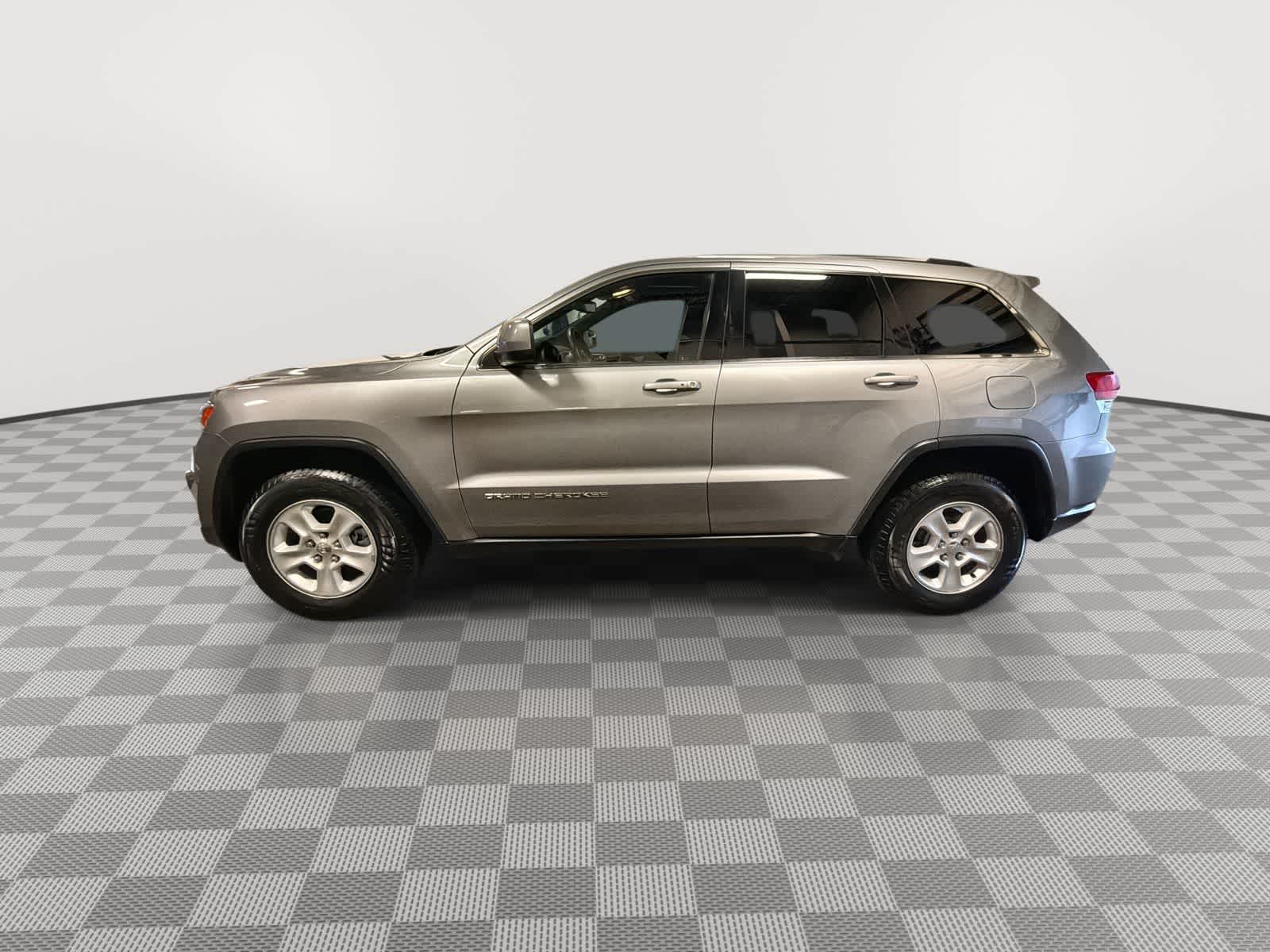Thumbnail: 2015 Jeep Grand Cherokee - 5