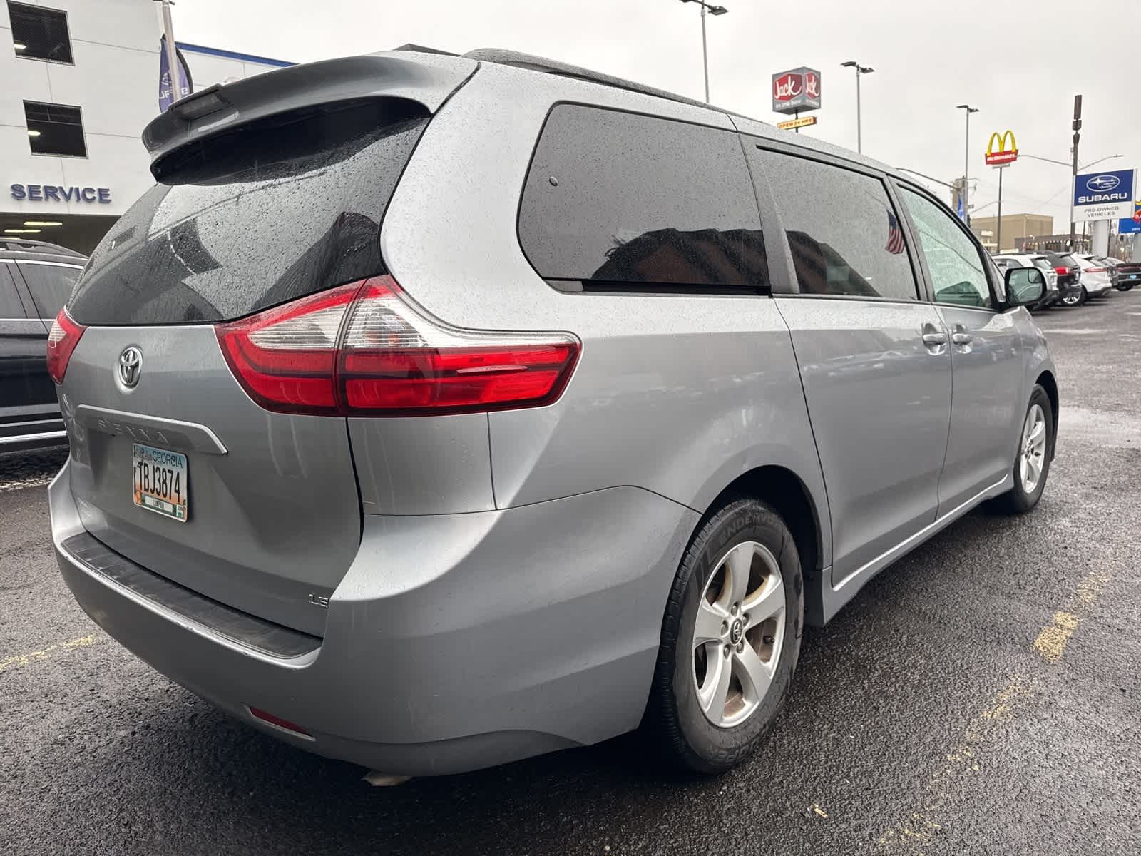 Thumbnail: 2018 Toyota Sienna - 4