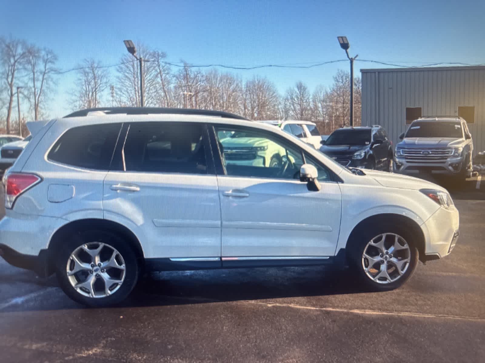 Thumbnail: 2017 Subaru Forester - 6
