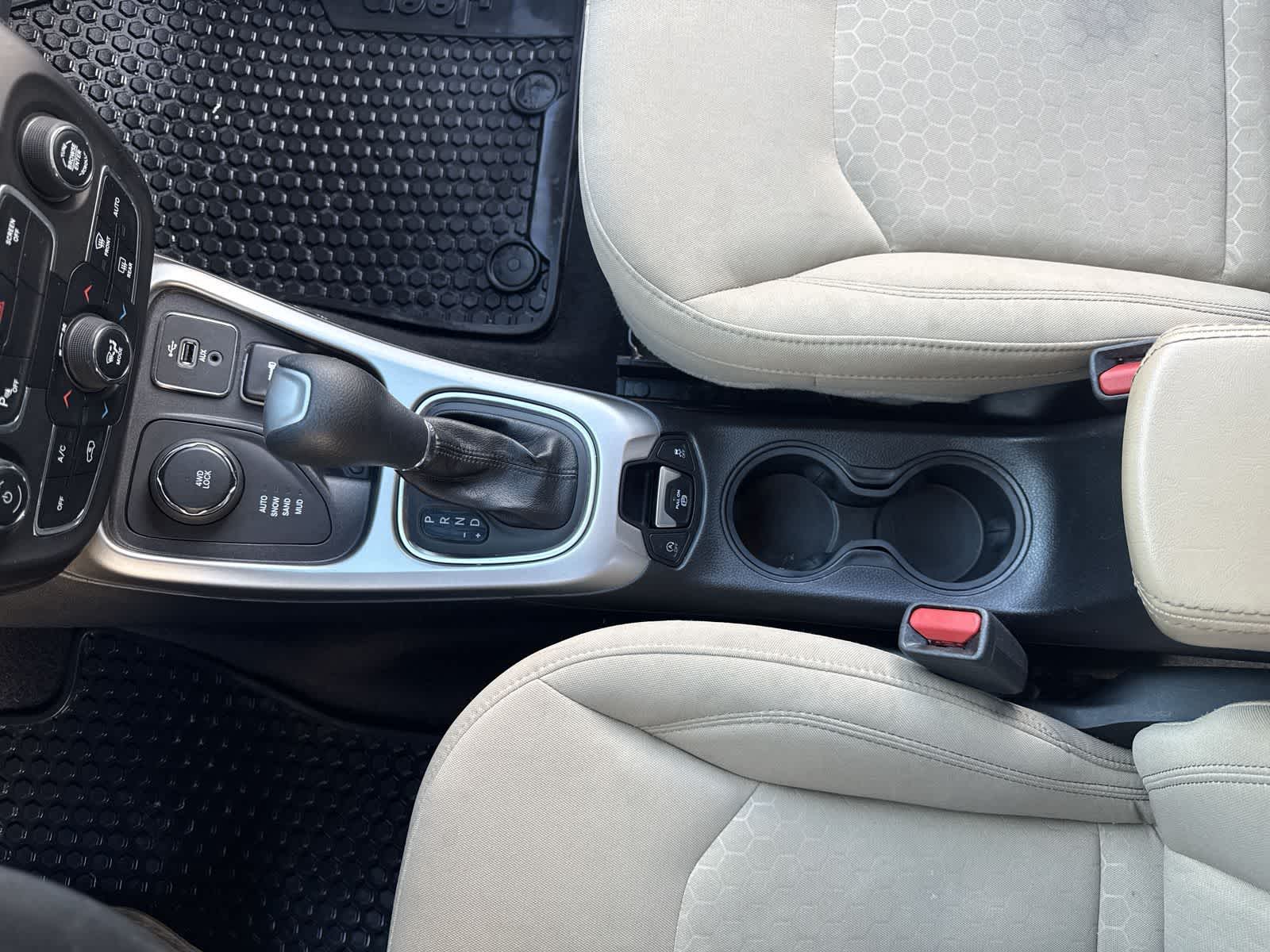 Thumbnail: 2018 Jeep Compass - 27