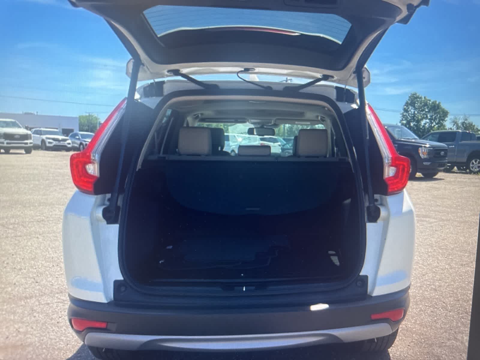 Thumbnail: 2018 Honda CR-V - 19