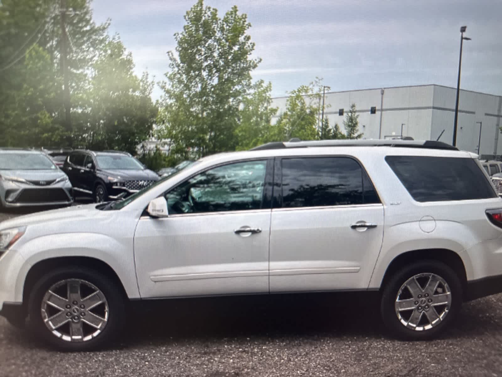 Thumbnail: 2017 GMC Acadia - 2