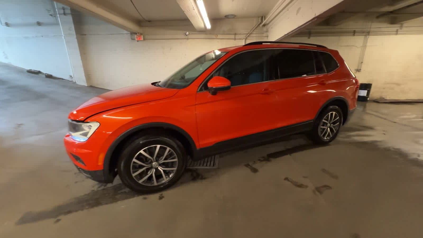 Thumbnail: 2019 Volkswagen Tiguan - 4