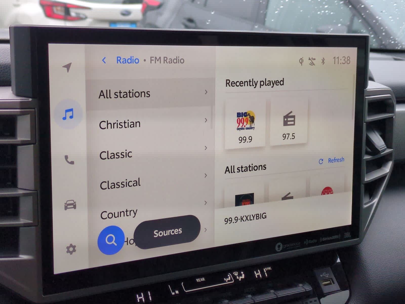 Thumbnail: 2023 Toyota Sequoia - 31
