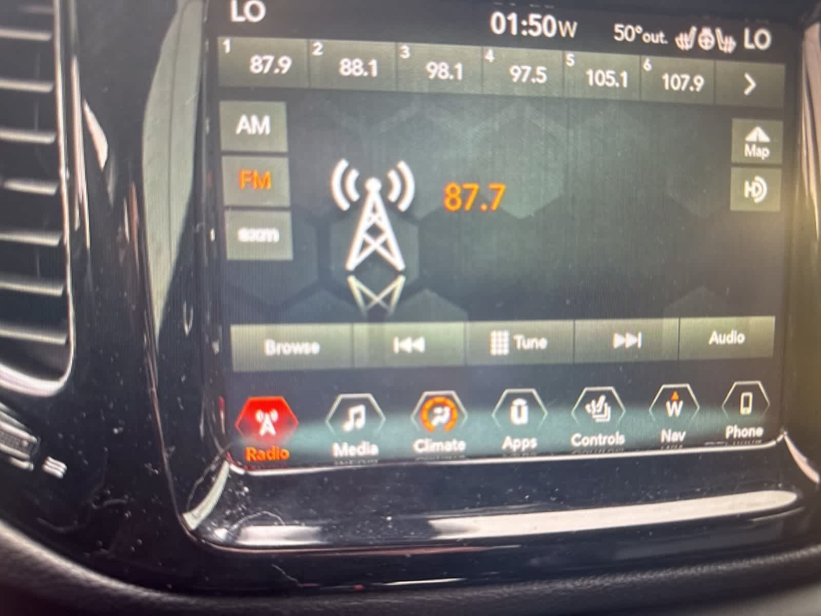 Thumbnail: 2018 Jeep Compass - 13