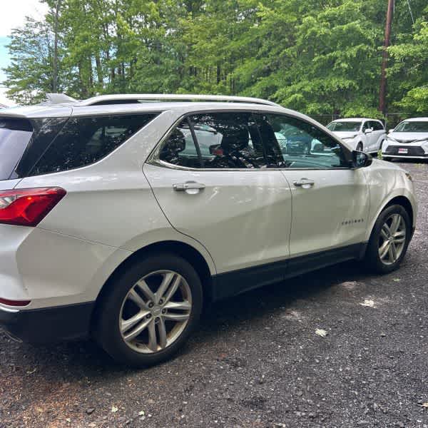 Thumbnail: 2019 Chevrolet Equinox - 10
