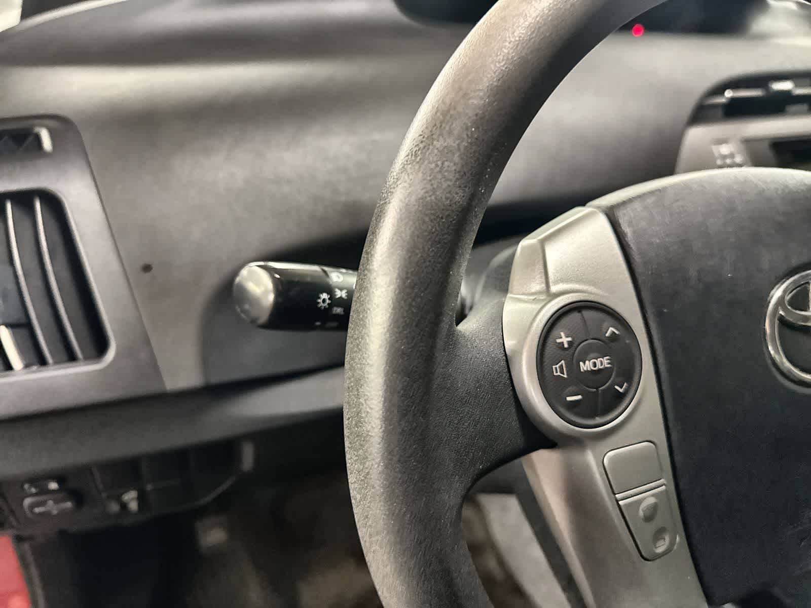 Thumbnail: 2014 Toyota Prius - 25