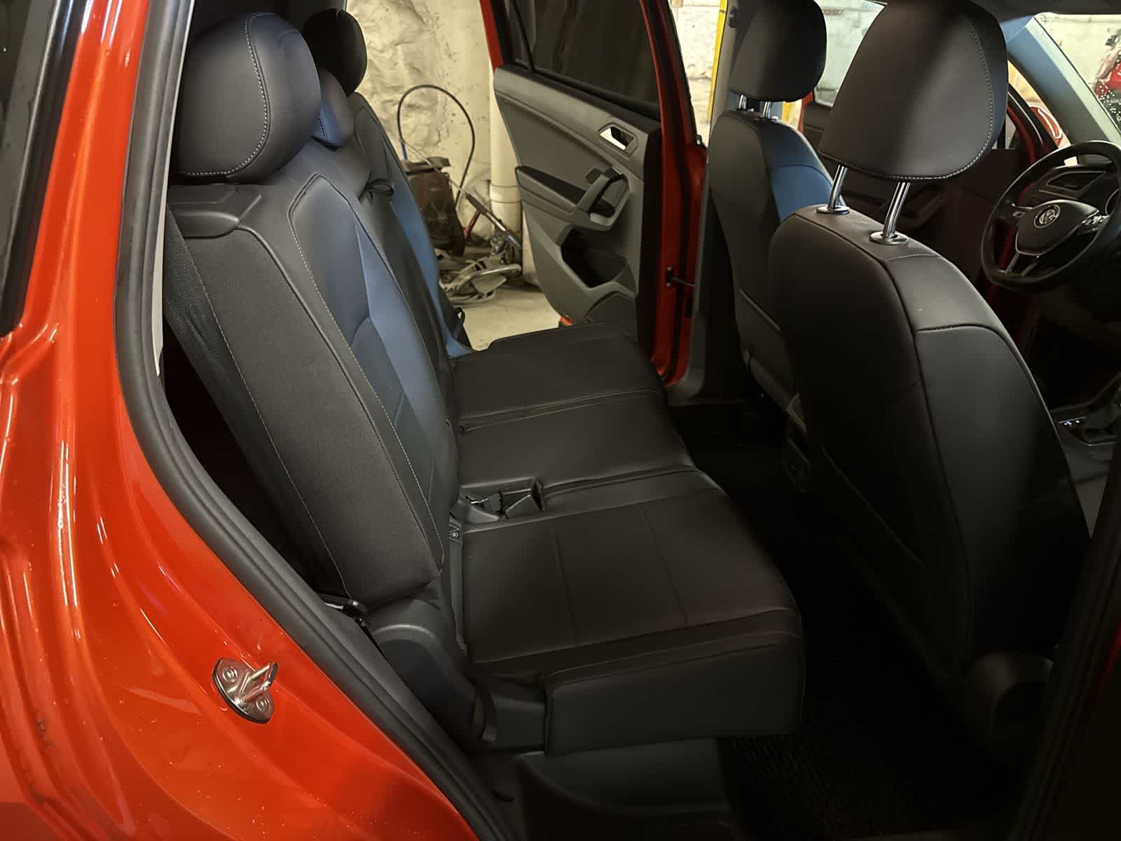 Thumbnail: 2019 Volkswagen Tiguan - 20