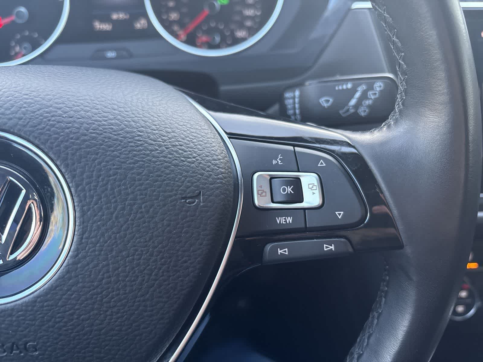 Thumbnail: 2019 Volkswagen Tiguan - 24