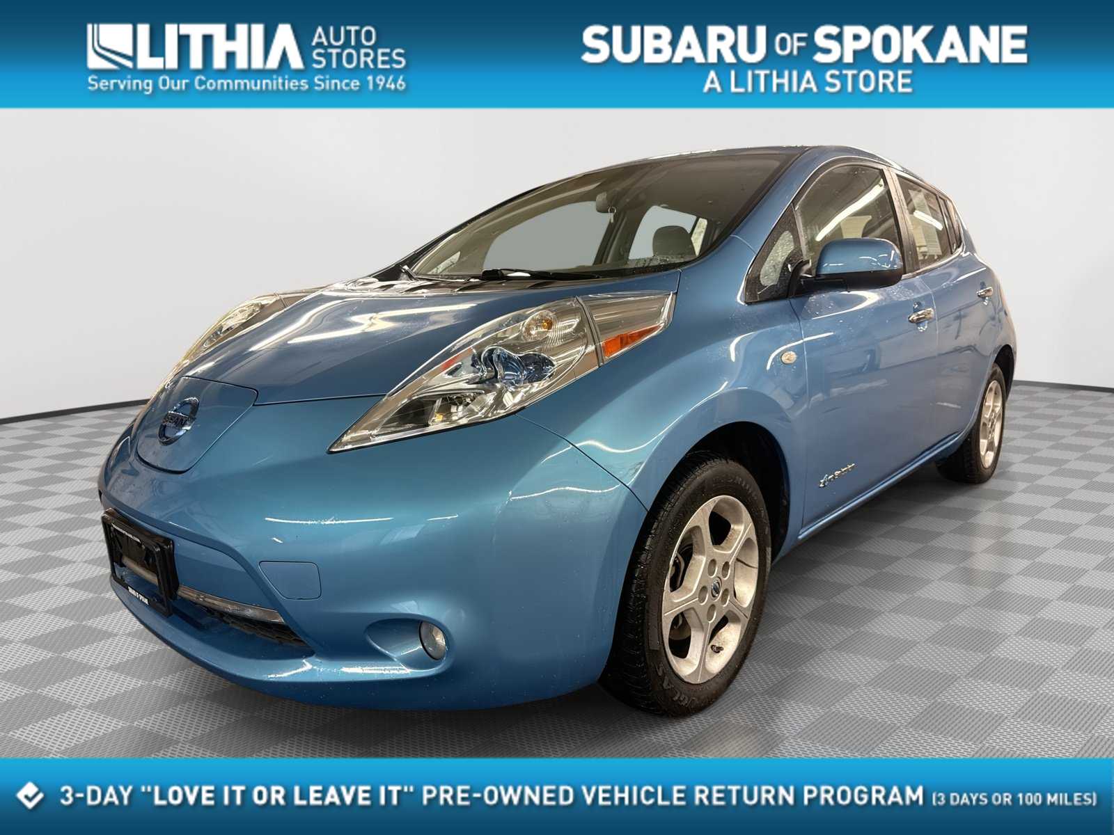 Nissan Leaf