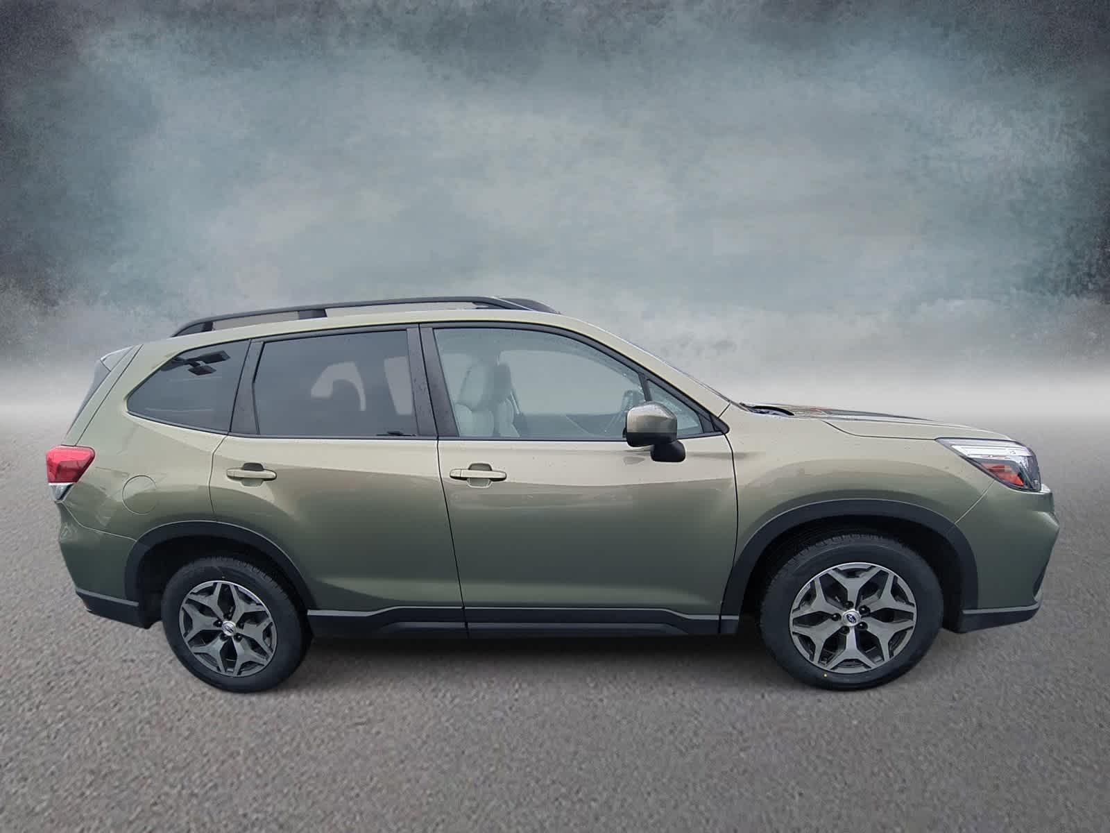 Thumbnail: 2019 Subaru Forester - 9