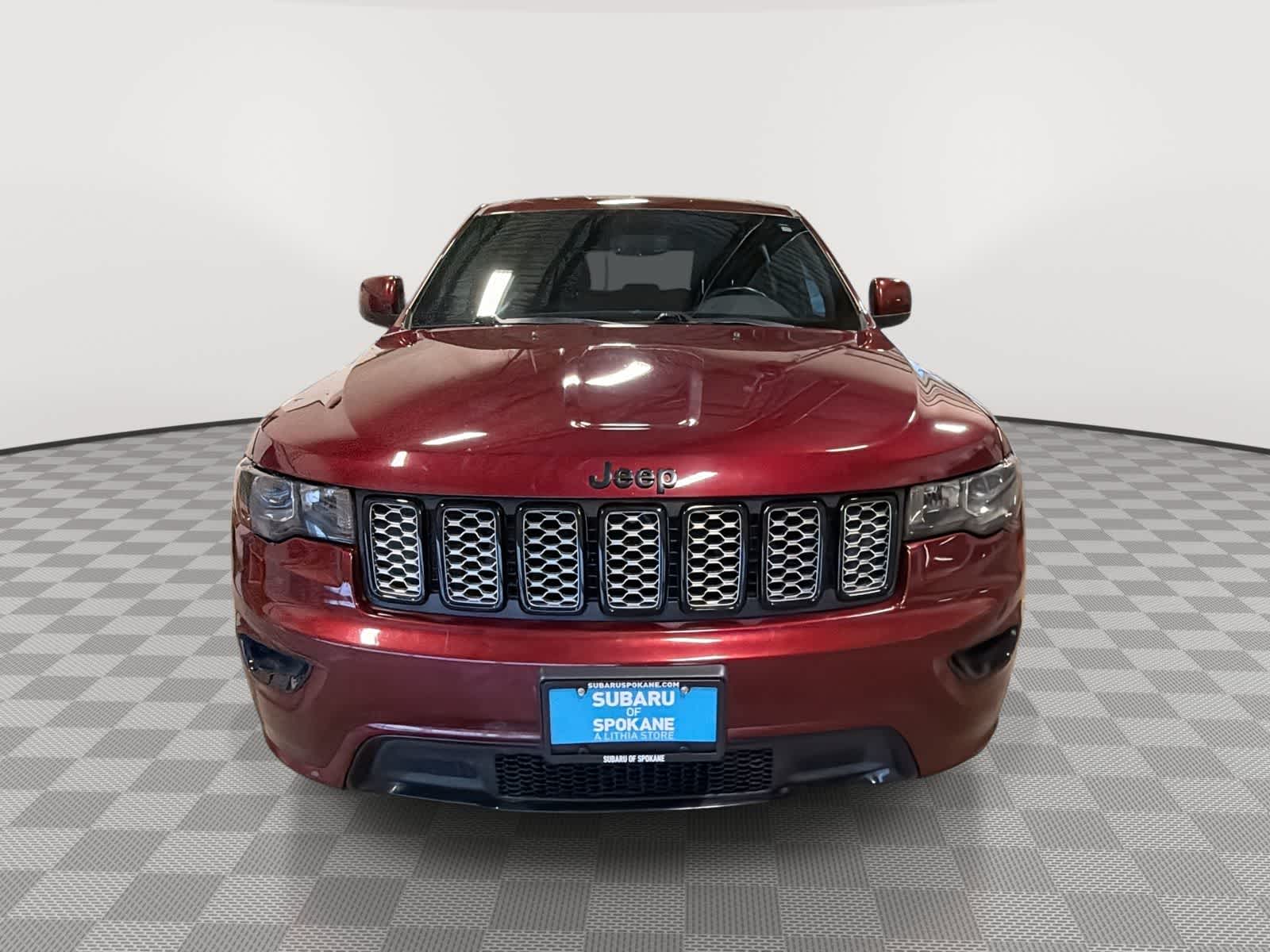 Thumbnail: 2020 Jeep Grand Cherokee - 3