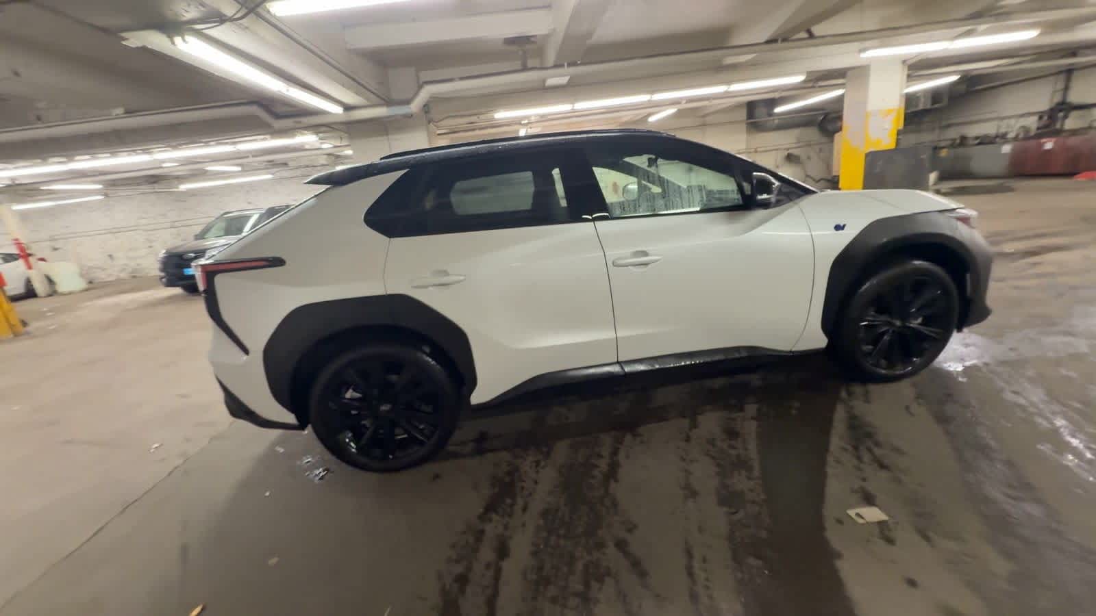 Thumbnail: 2025 Subaru Solterra - 2