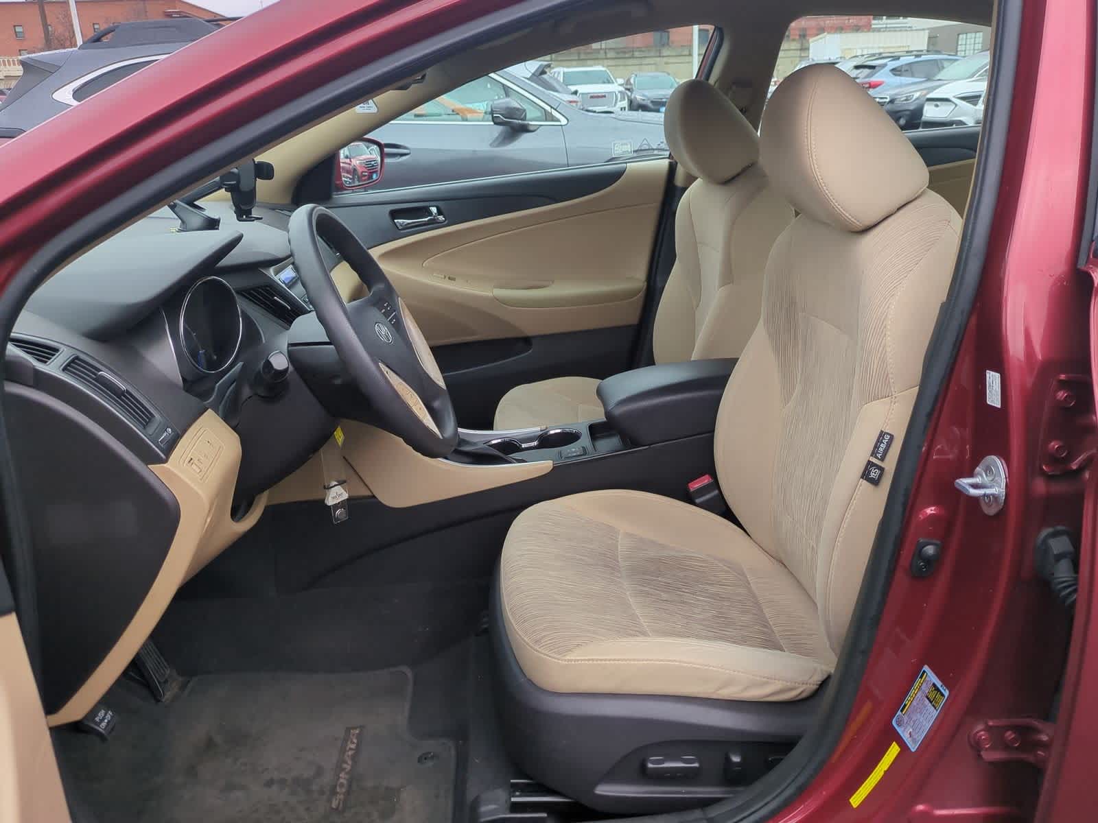 Thumbnail: 2013 Hyundai Sonata - 17