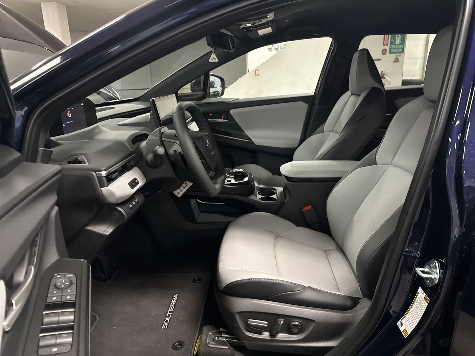 Thumbnail: 2026 Subaru Solterra - 10