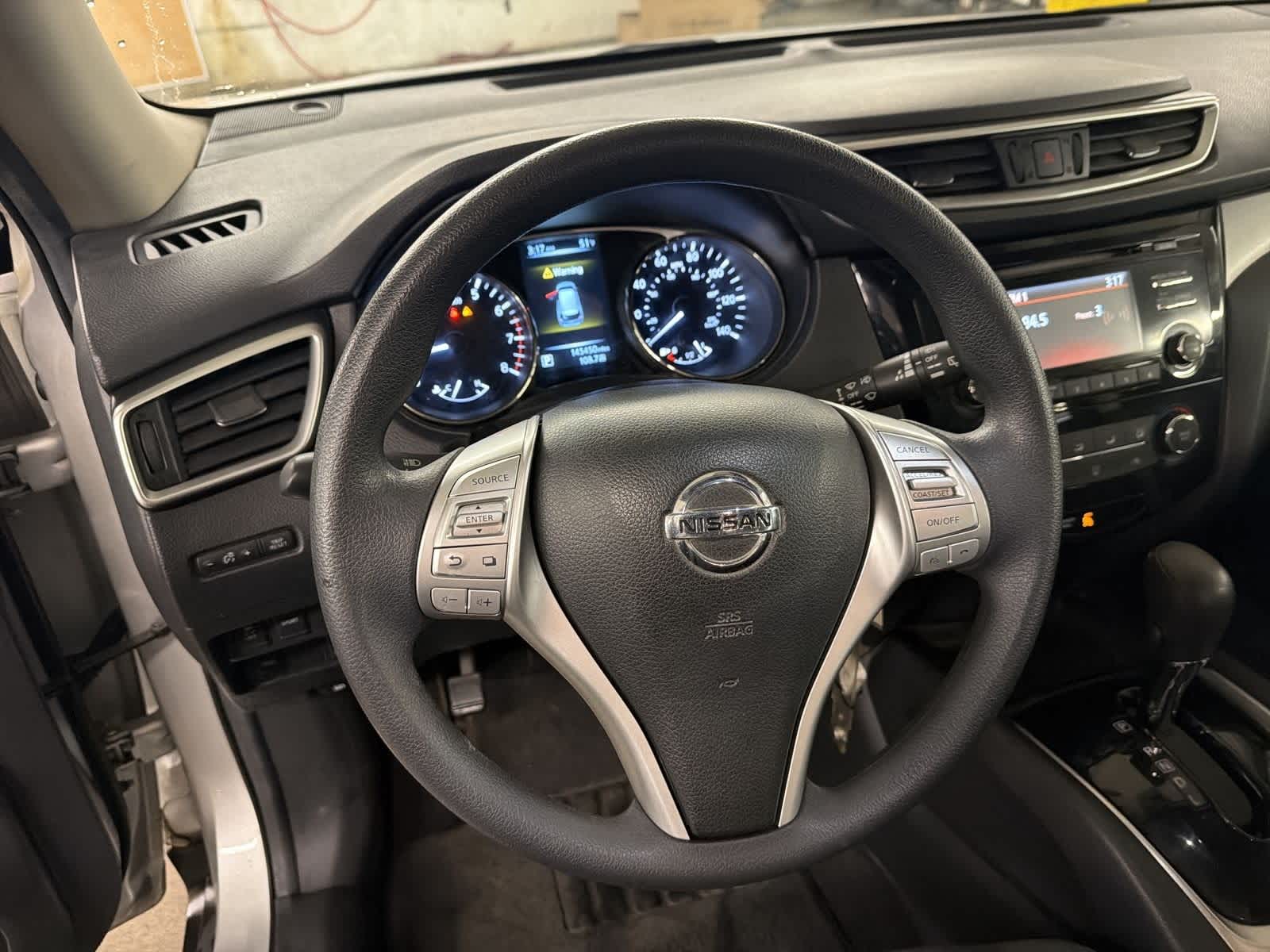 Thumbnail: 2015 Nissan Rogue - 22