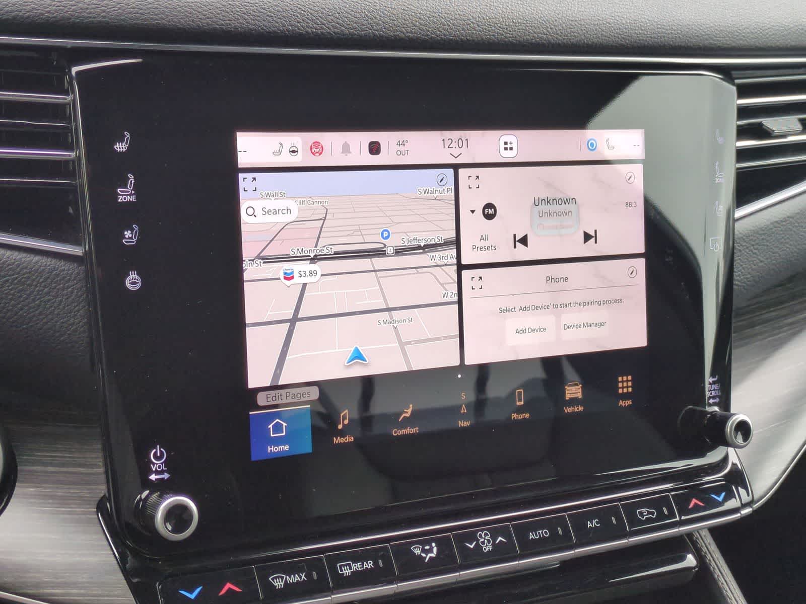 Thumbnail: 2024 Jeep Wagoneer - 27