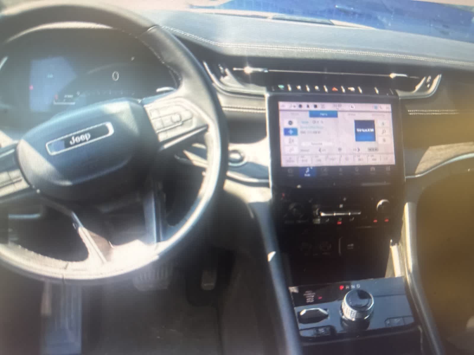 Thumbnail: 2024 Jeep Grand Cherokee - 9