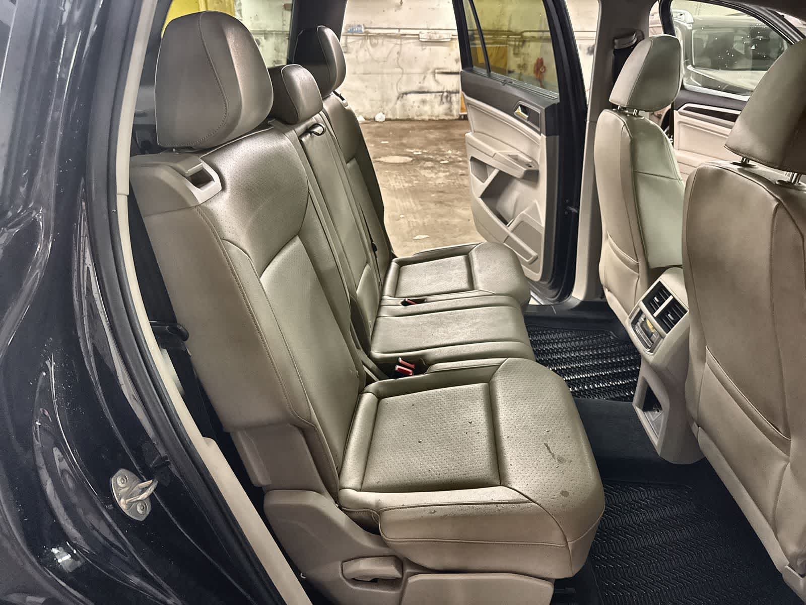 Thumbnail: 2018 Volkswagen Atlas - 22