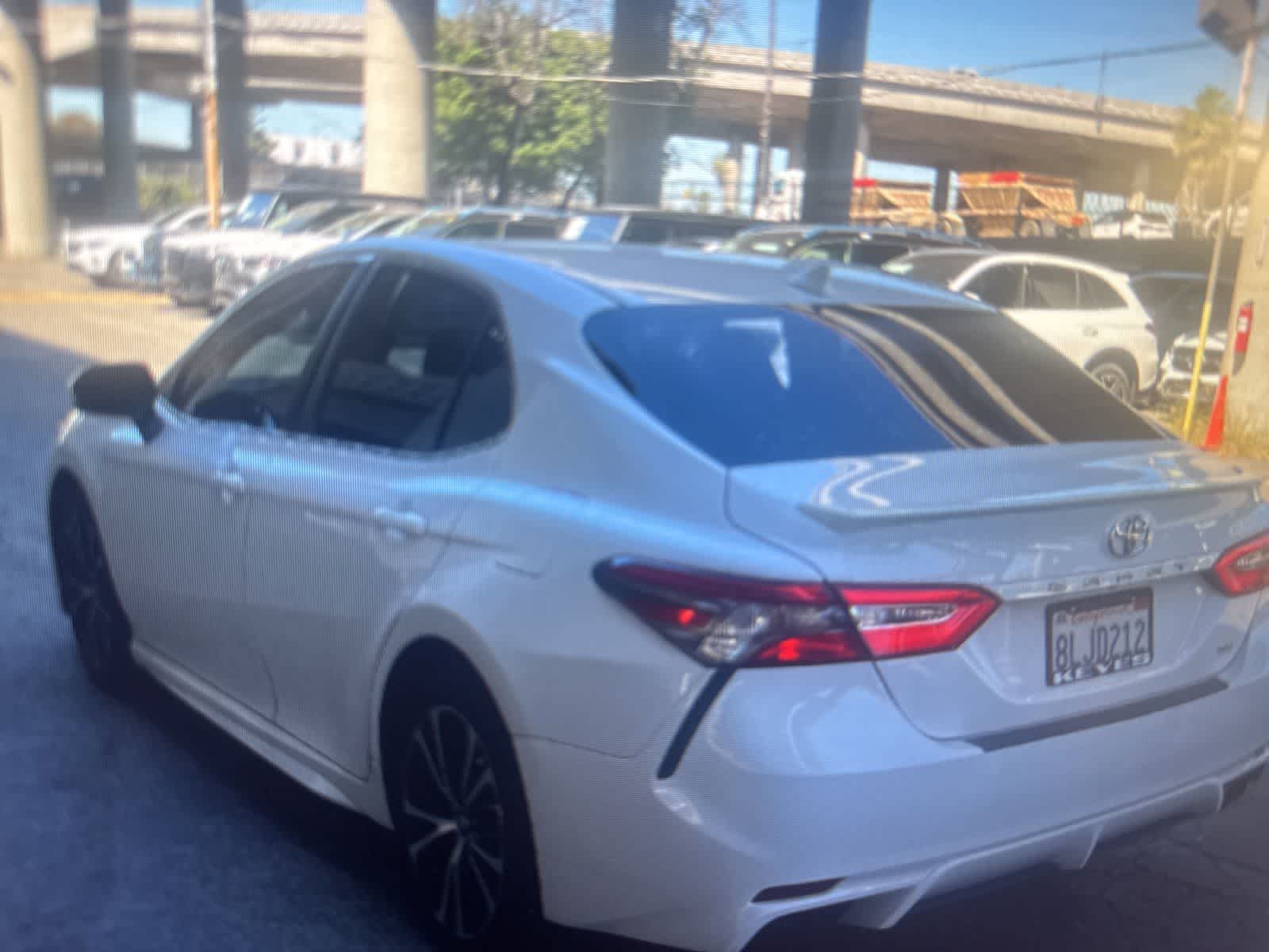 Thumbnail: 2019 Toyota Camry - 3