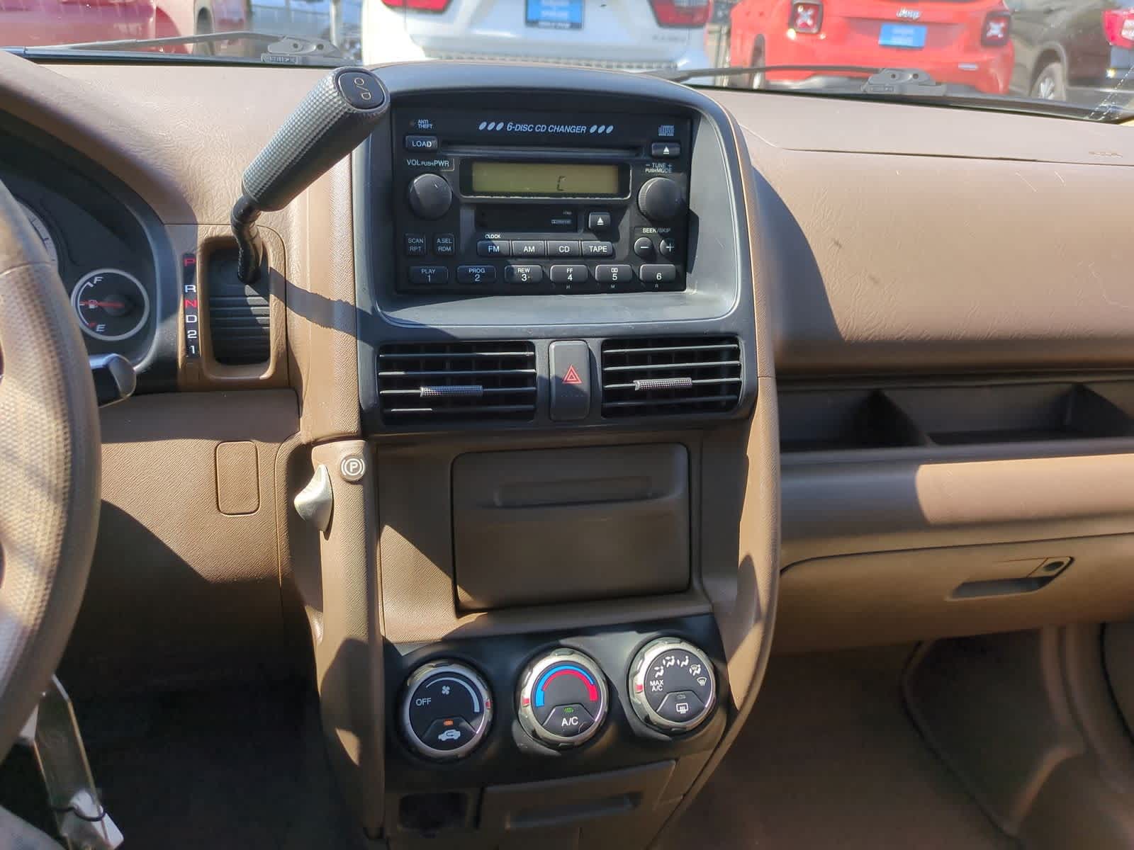 Thumbnail: 2004 Honda CR-V - 28