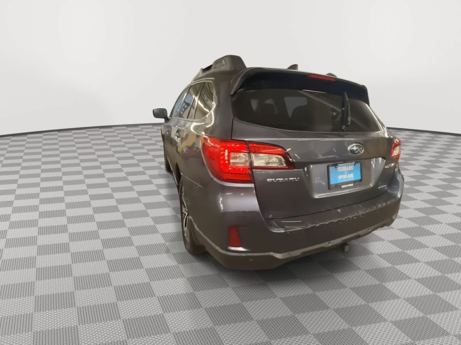 Thumbnail: 2017 Subaru Outback - 6