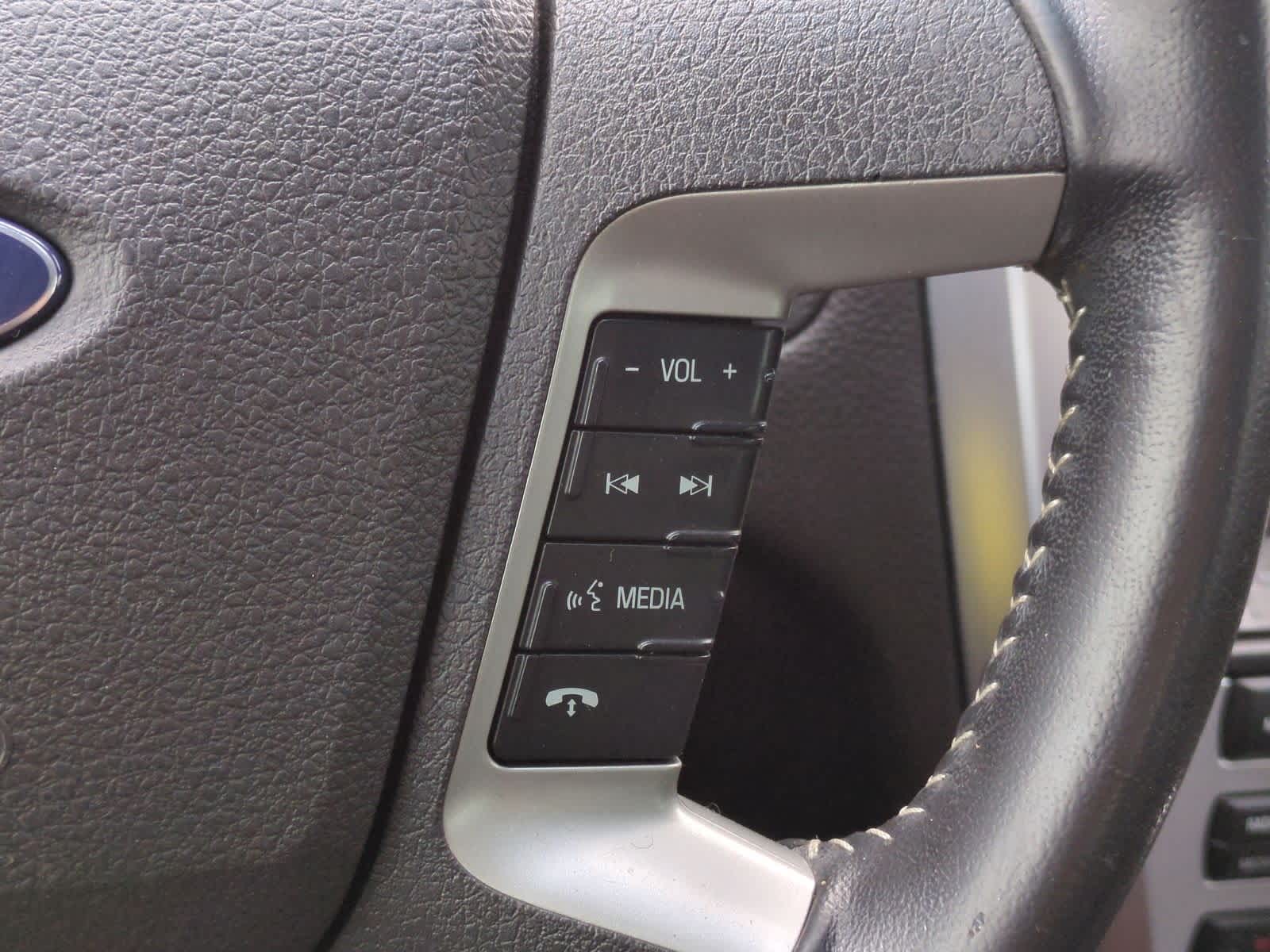 Thumbnail: 2012 Ford Fusion - 26