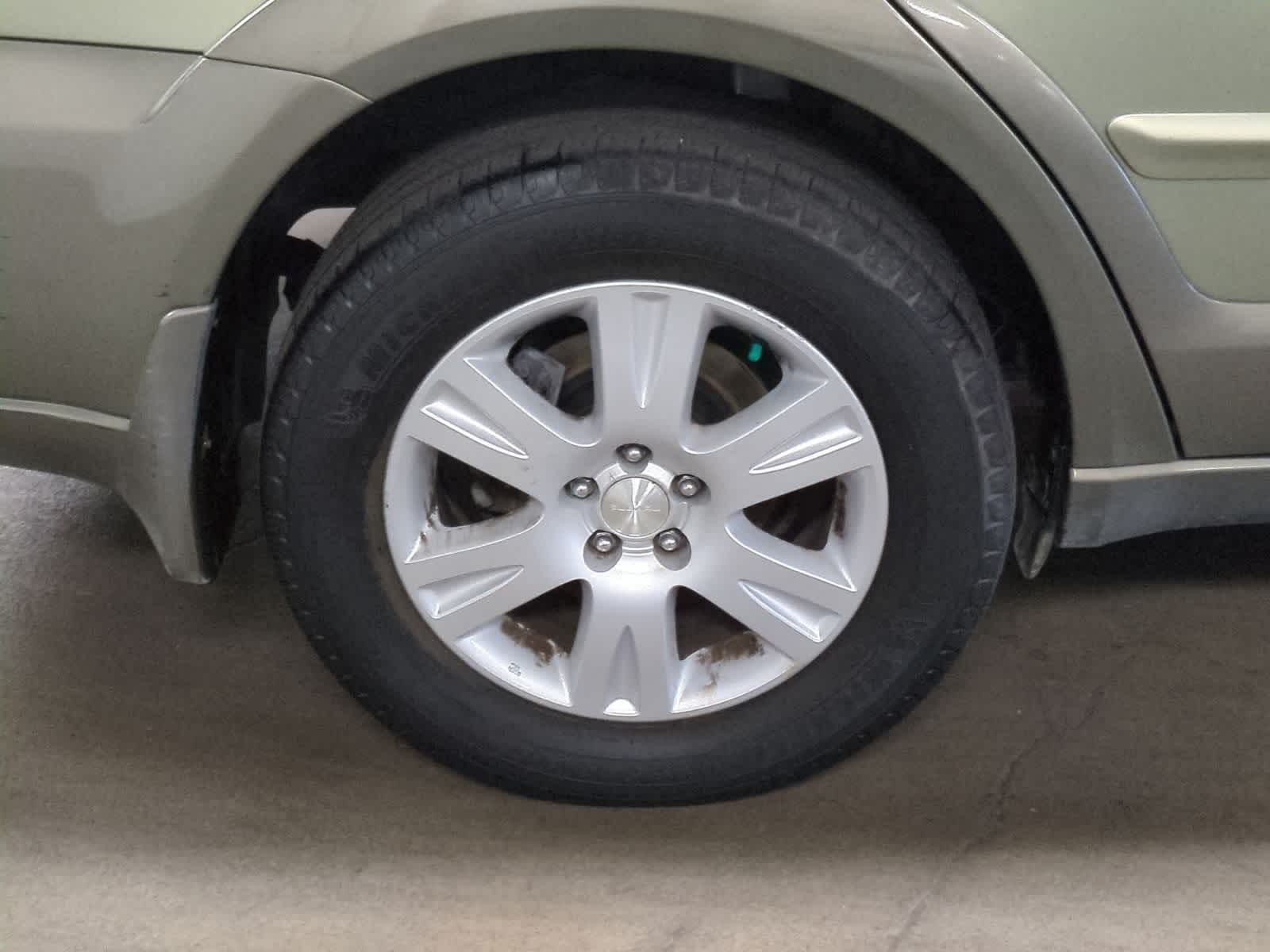 Thumbnail: 2005 Subaru Legacy - 14