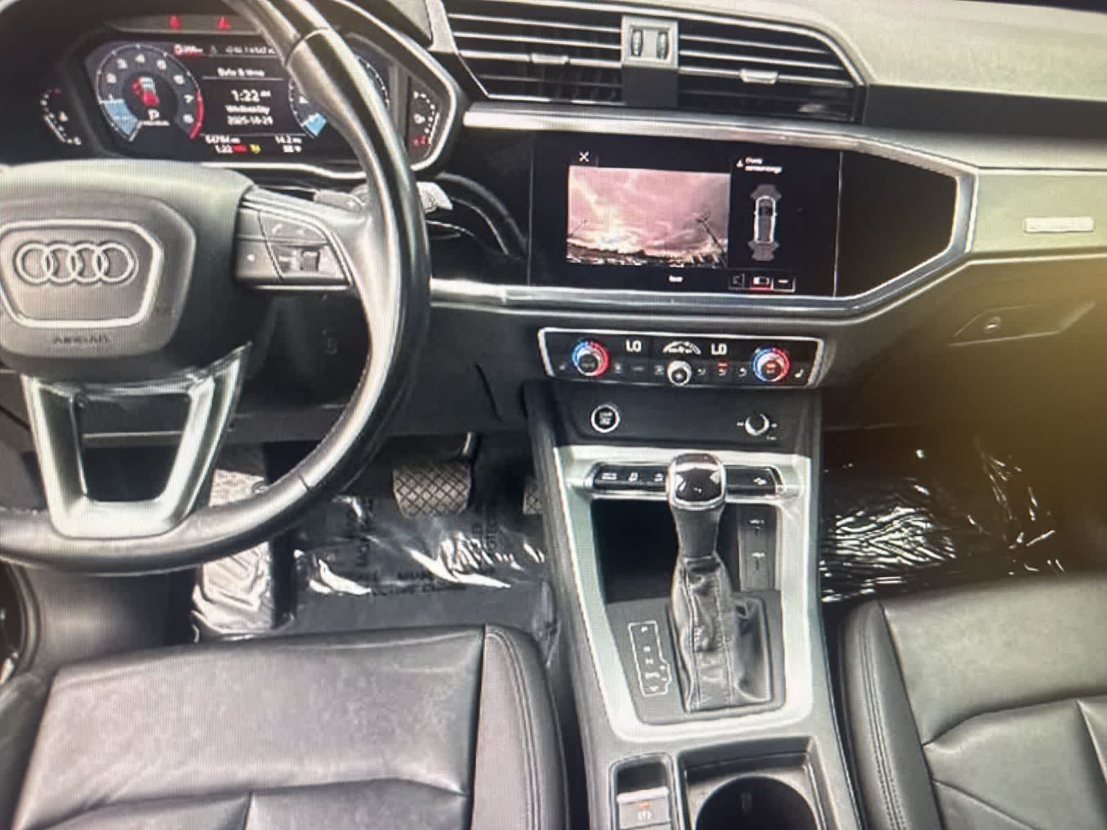 Thumbnail: 2022 Audi Q3 - 19
