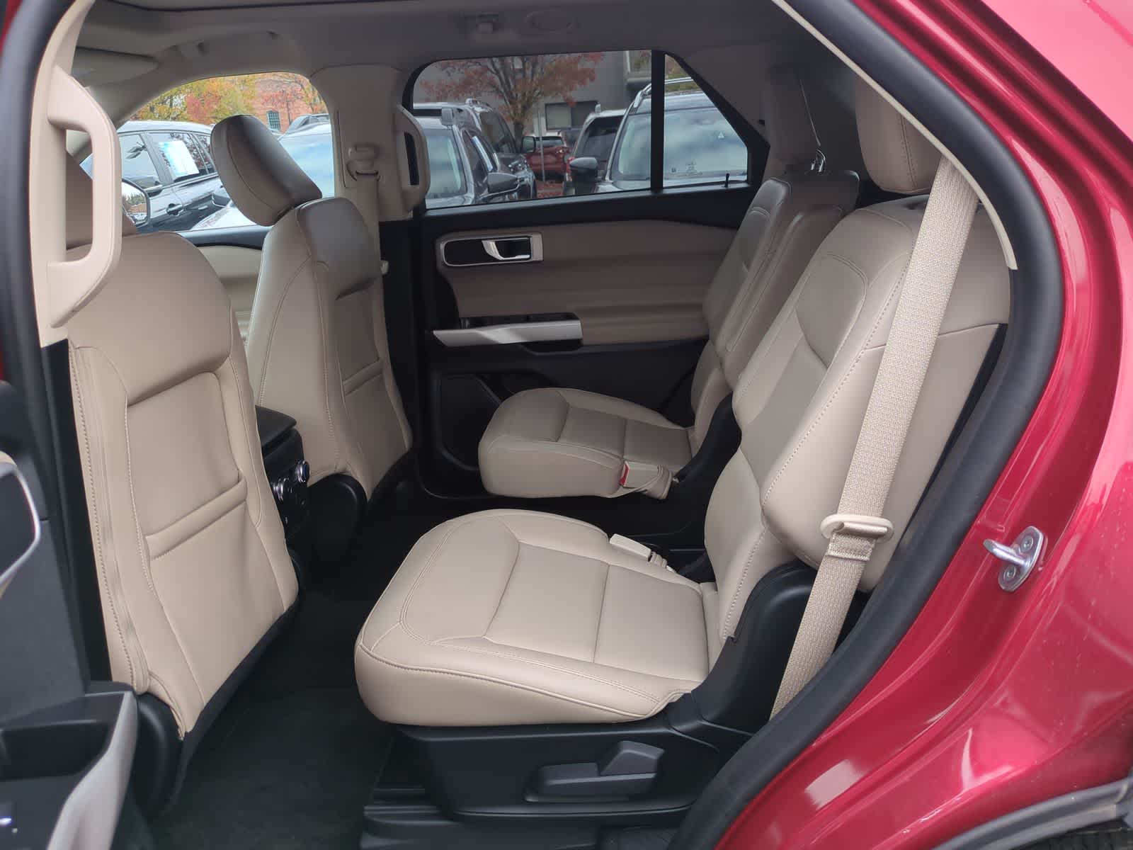 Thumbnail: 2021 Ford Explorer - 21