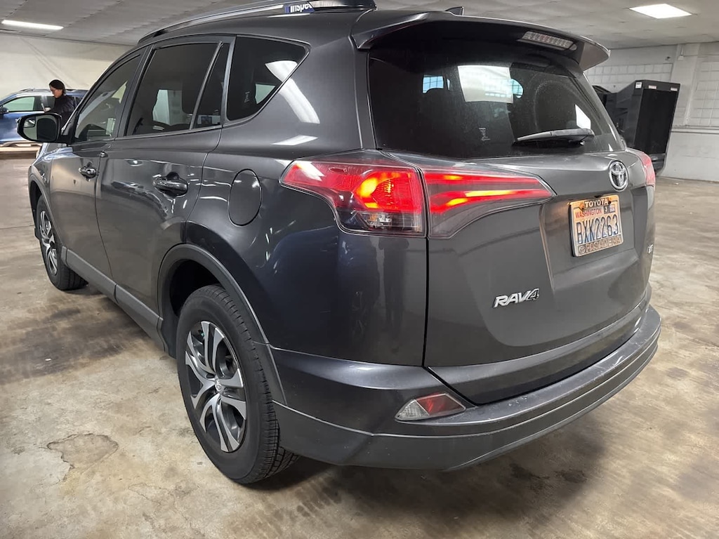 Used 2017 Toyota RAV4 LE SUV