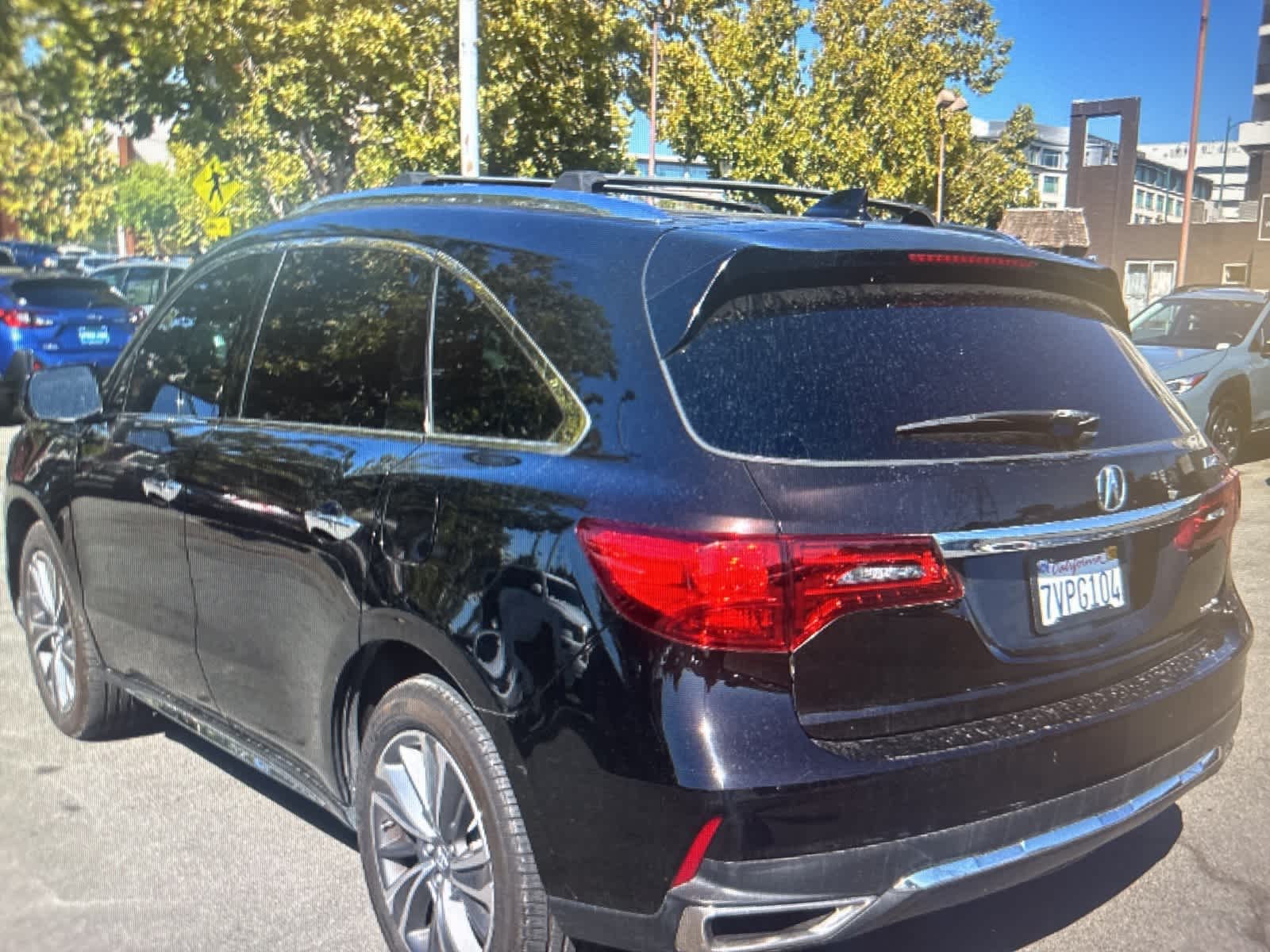 Thumbnail: 2017 Acura MDX - 3