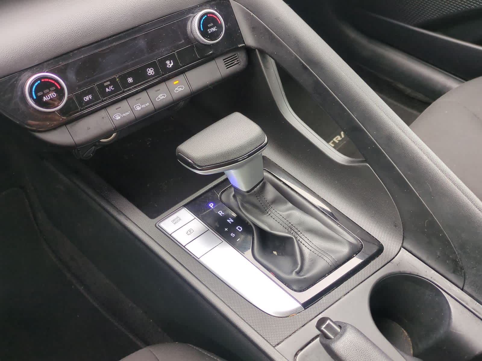 Thumbnail: 2023 Hyundai Elantra - 30