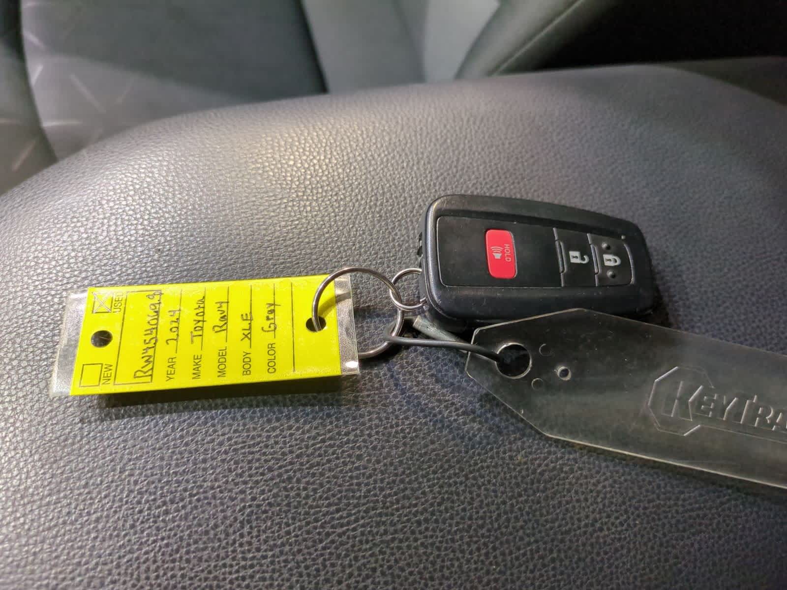 Thumbnail: 2024 Toyota RAV4 - 34