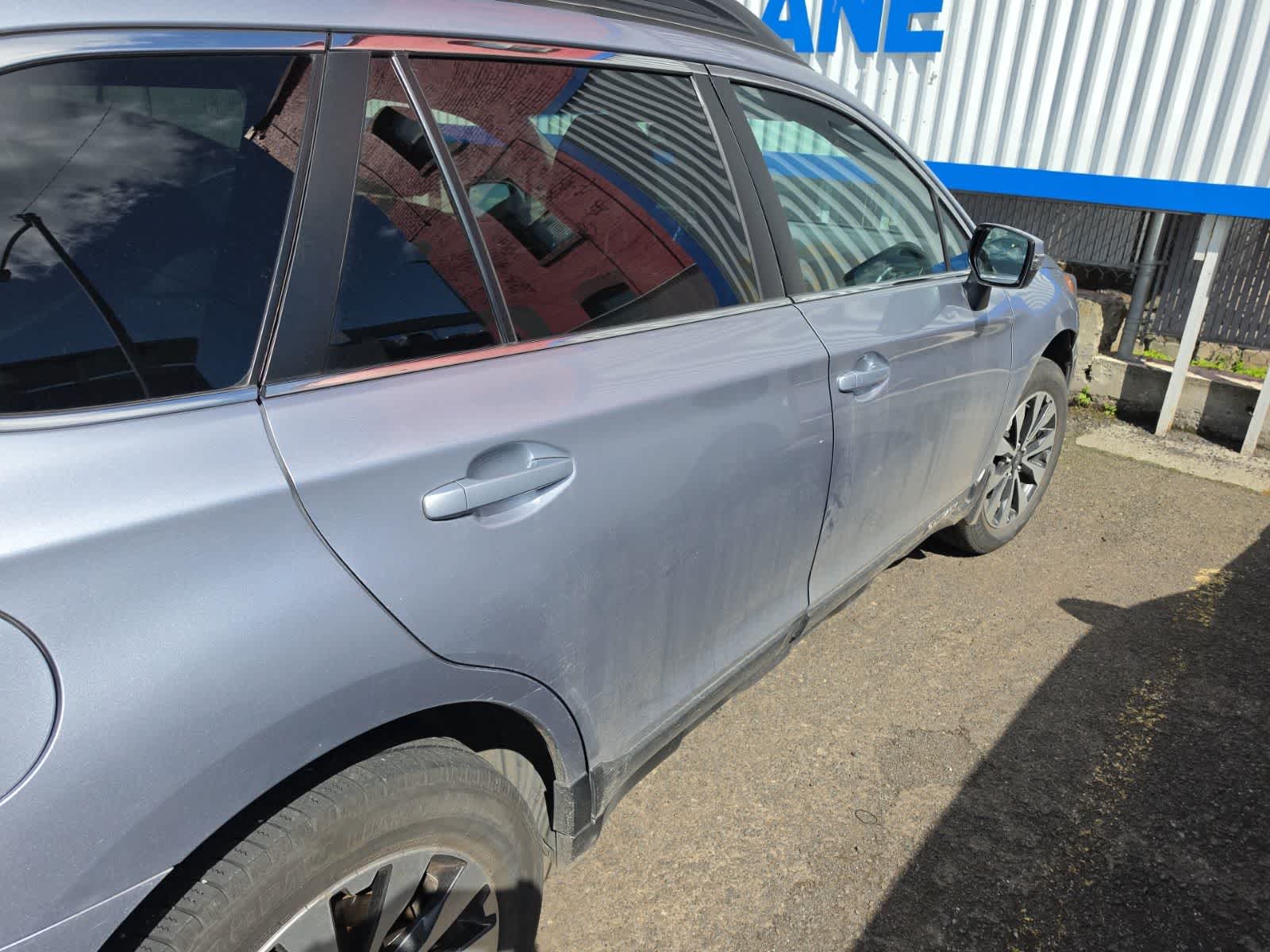 Thumbnail: 2015 Subaru Outback - 3