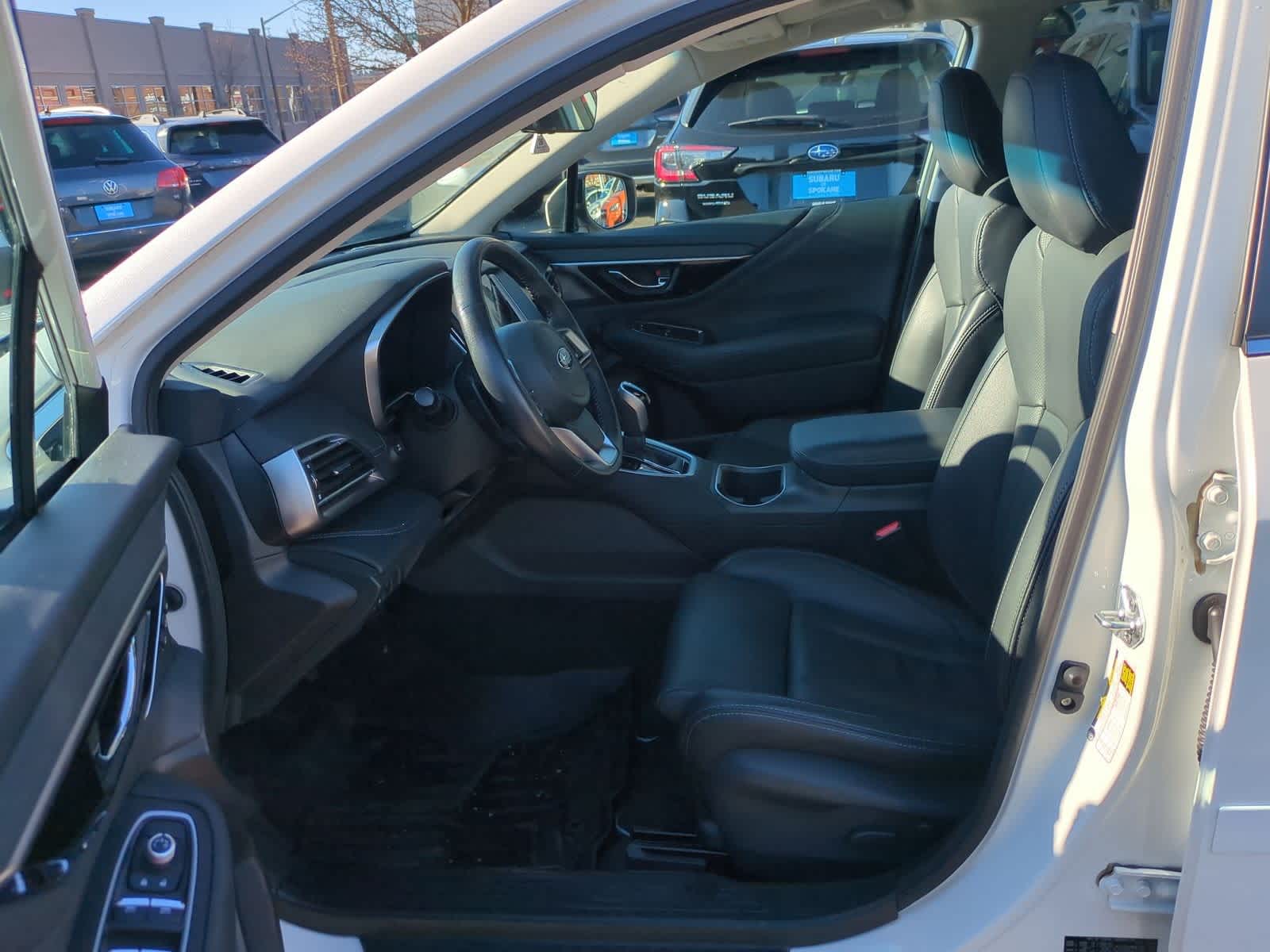 Thumbnail: 2022 Subaru Outback - 17