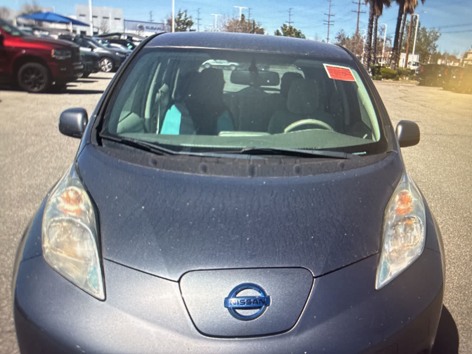 Thumbnail: 2015 Nissan Leaf - 8