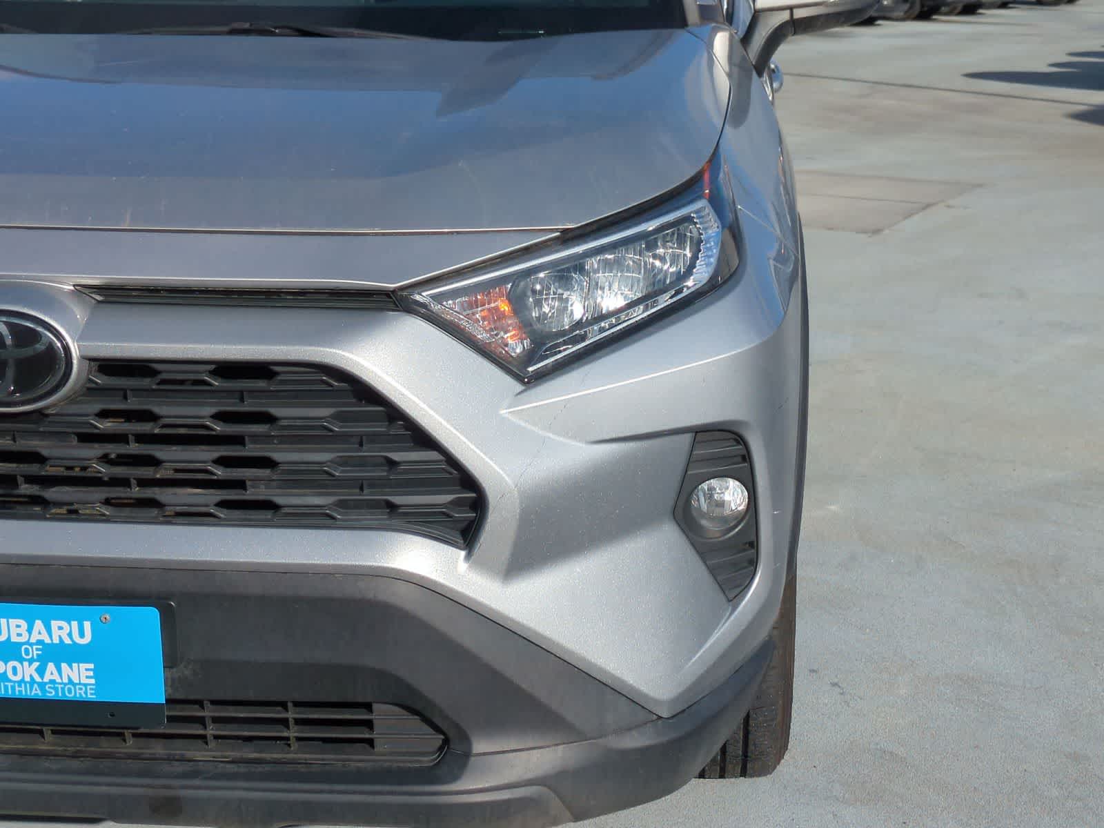 Thumbnail: 2020 Toyota RAV4 - 11