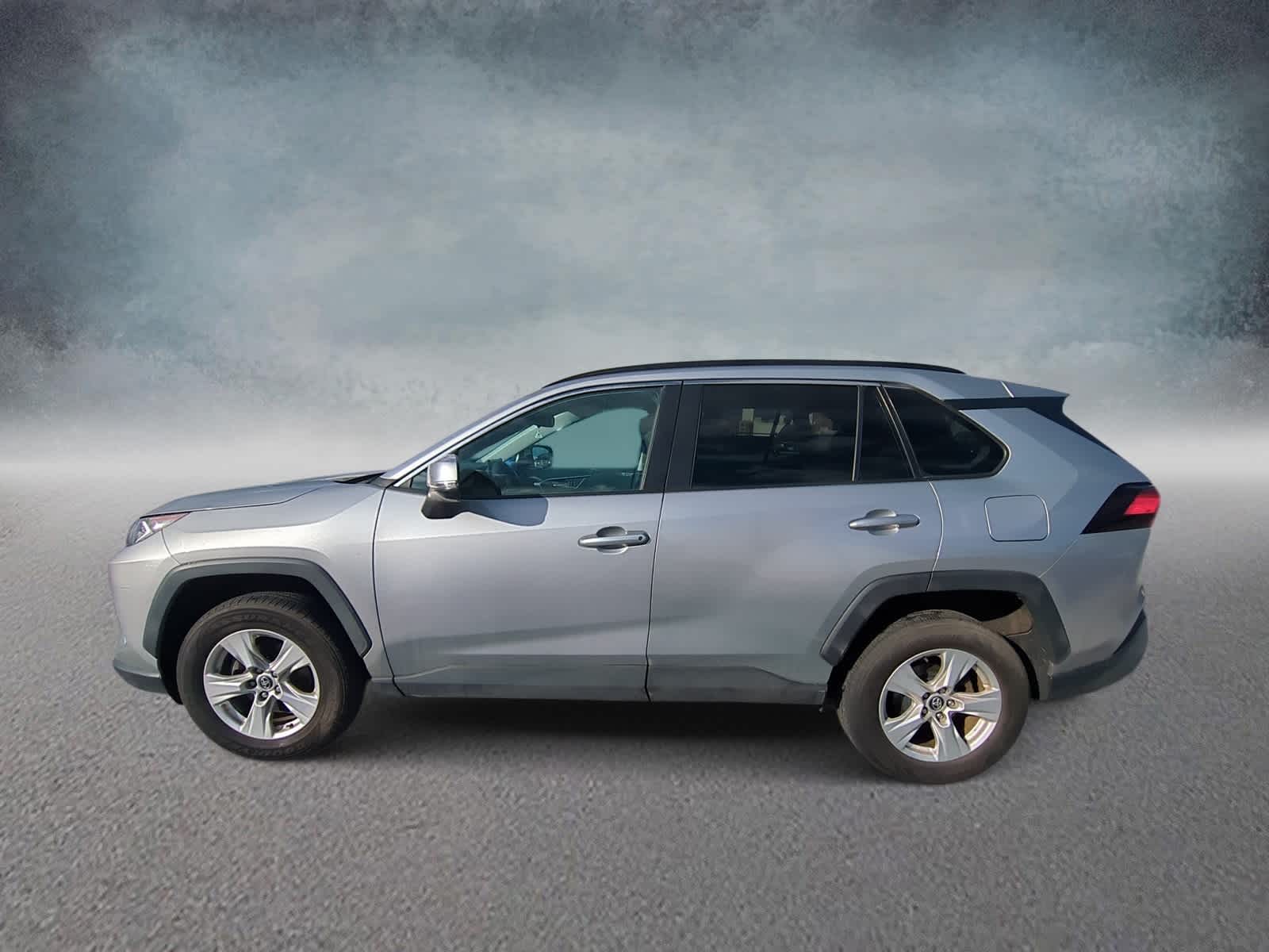 Thumbnail: 2020 Toyota RAV4 - 5