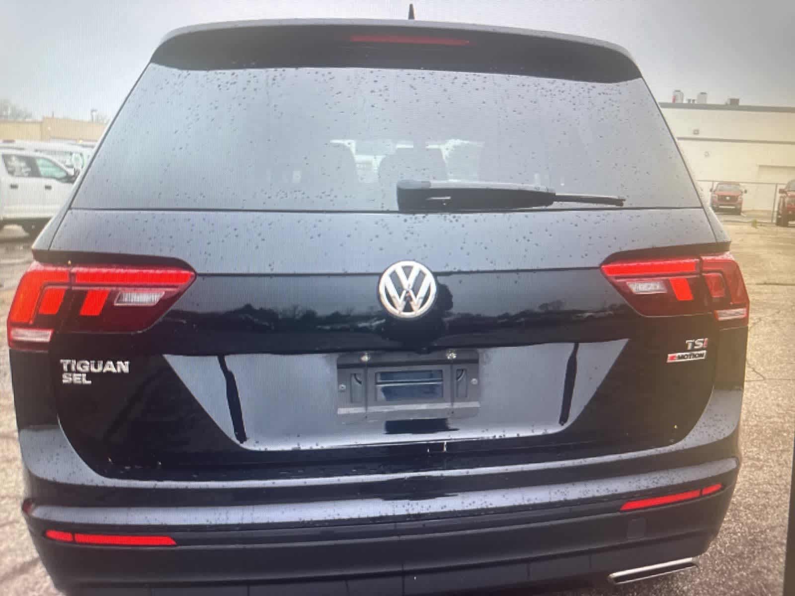 2018 Volkswagen Tiguan SEL 4