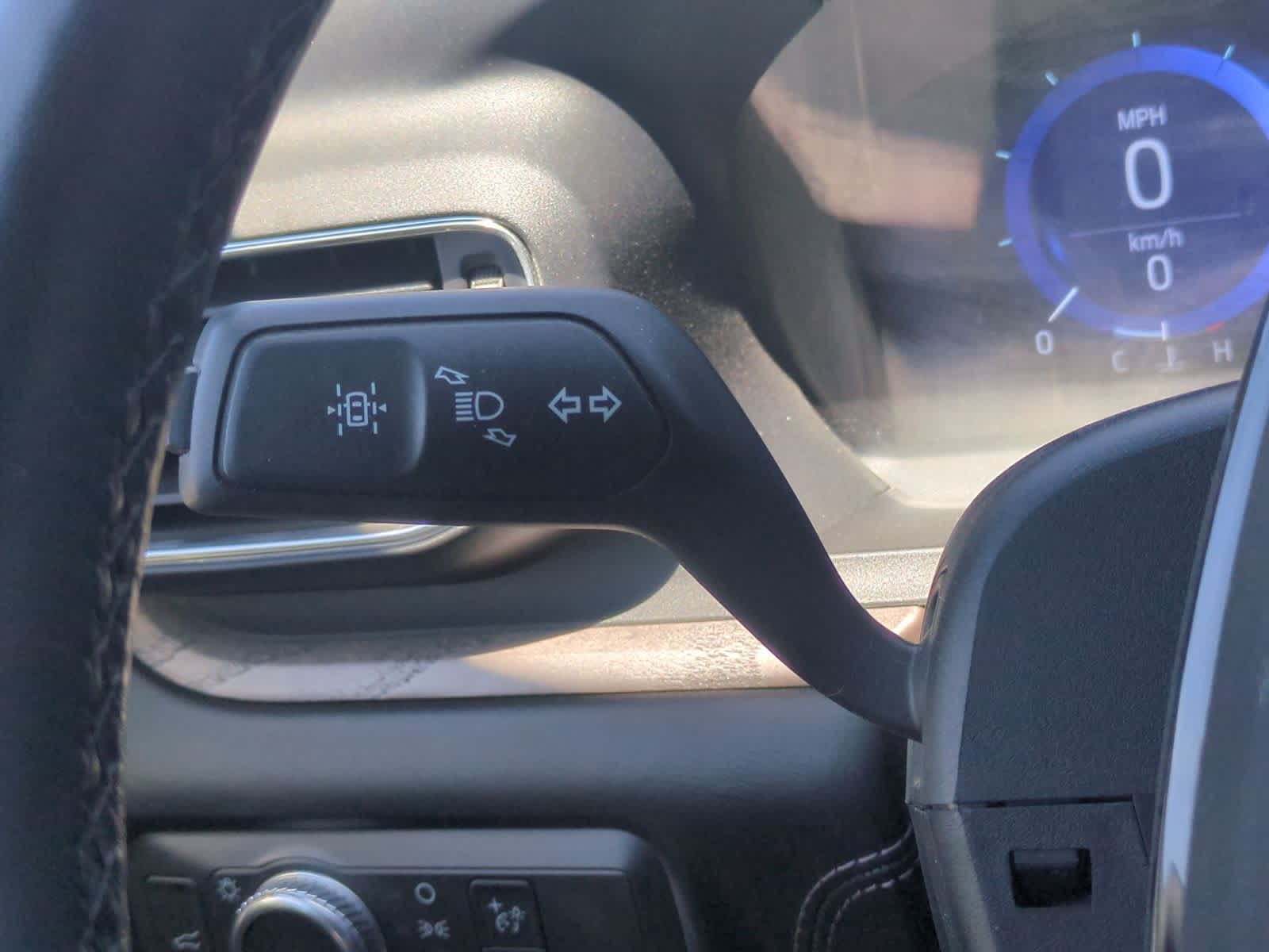 Thumbnail: 2021 Ford Explorer - 28